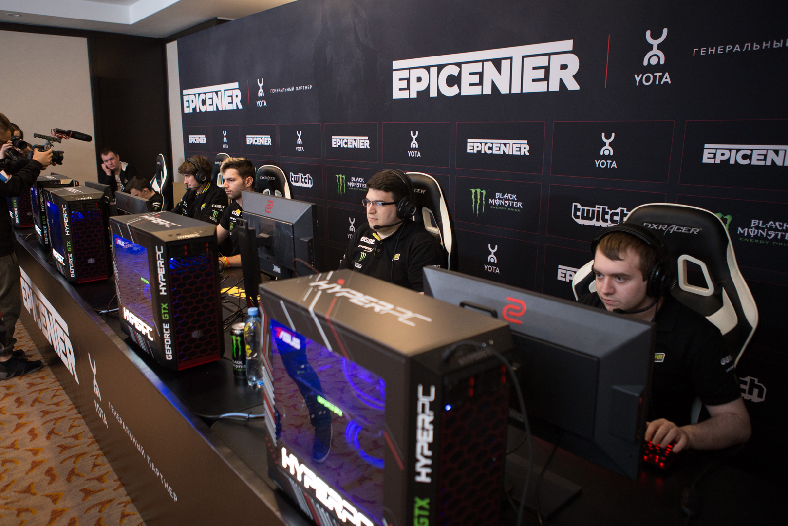 Эпик центр. EPICENTER Dota 2018. EPICENTER XL. EPICENTER В Швеции. EPICENTER XL FY.