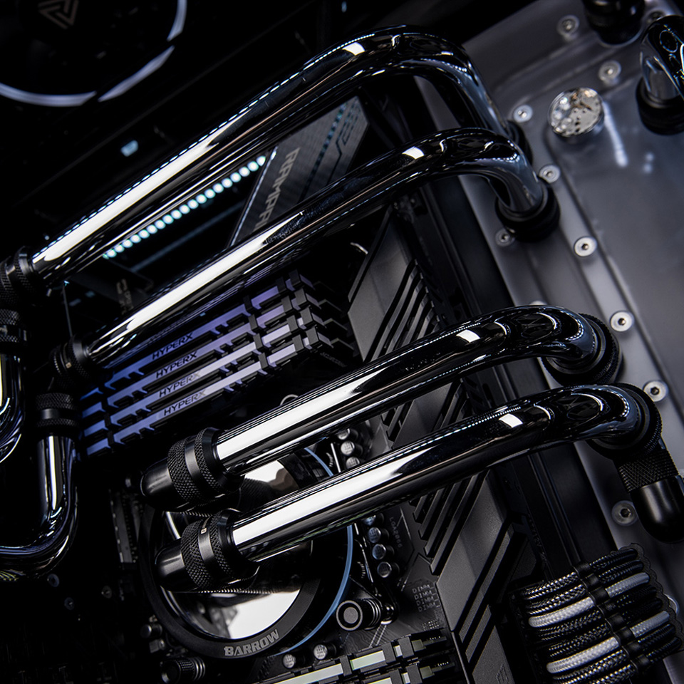 Unique HYPERPC WaterCooling system - Photo №1