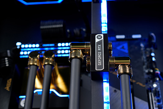 HYPERPC TITAN - Lian Li V3000 Plus Photo