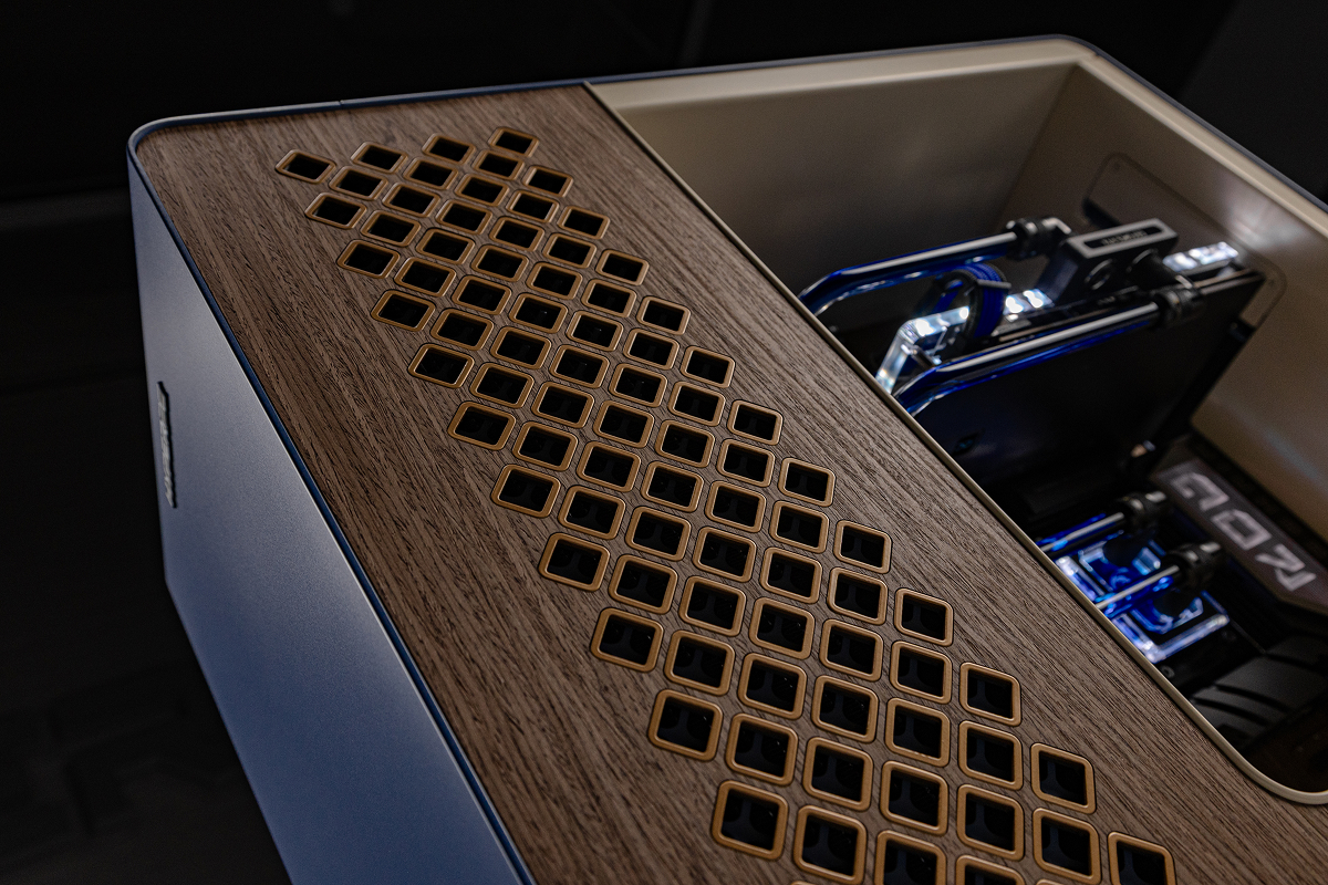 HYPERPC CONCEPT X — grey-blue finish and ivory interior