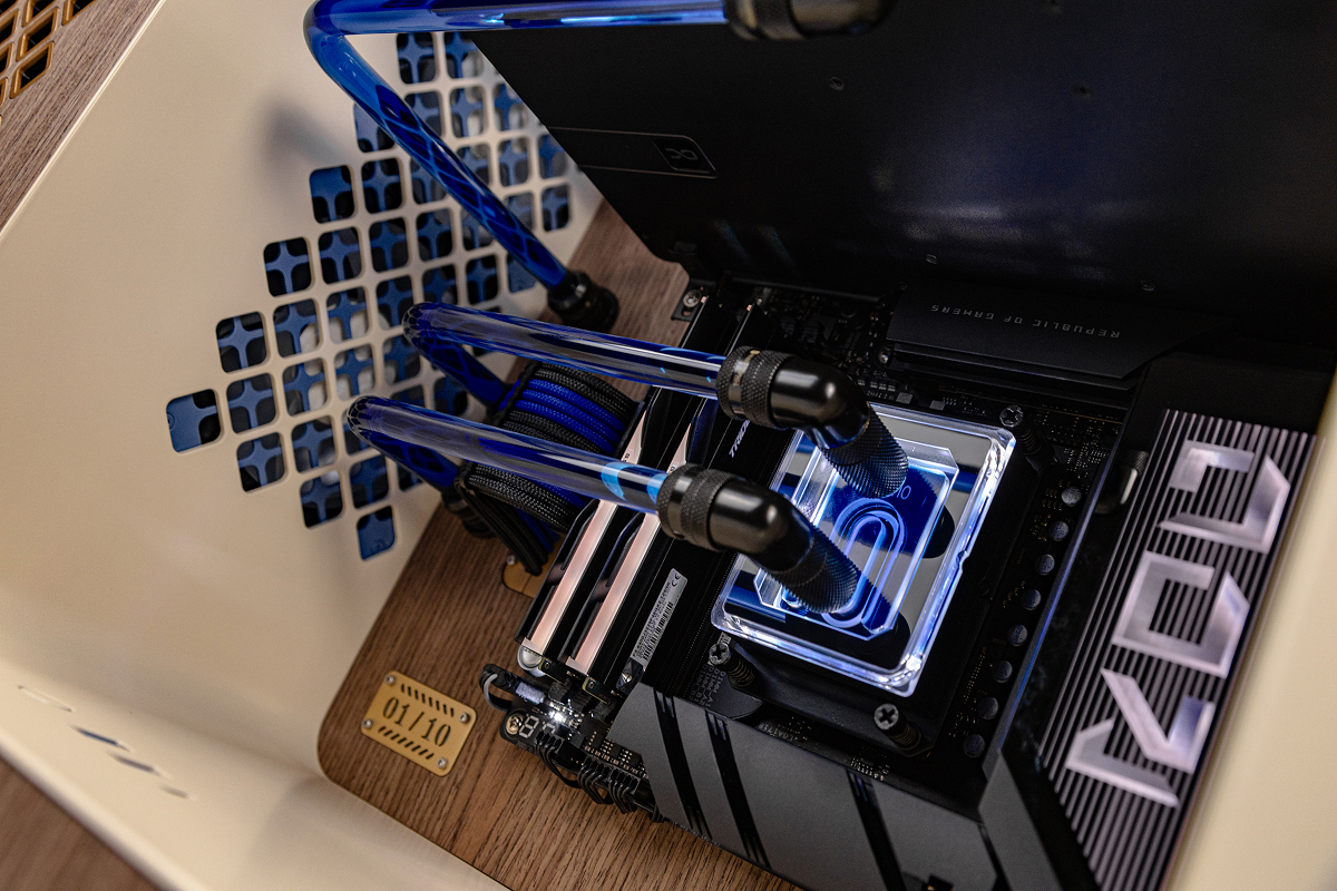 HYPERPC CONCEPT X — full view of the custom build