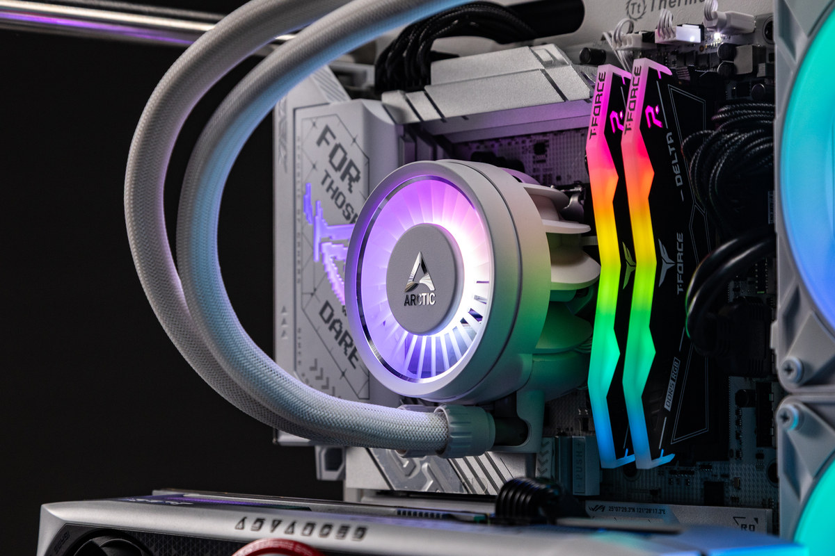 Platform Replacement in a Core P3 Snow Edition: Moving from a Problematic i9-14900K to Ryzen 7 9800X3D