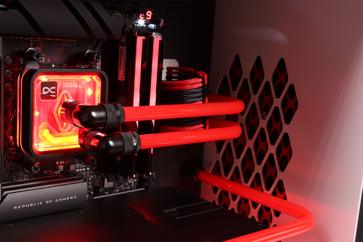 HYPERPC CONCEPT — overall view of the computer with lighting