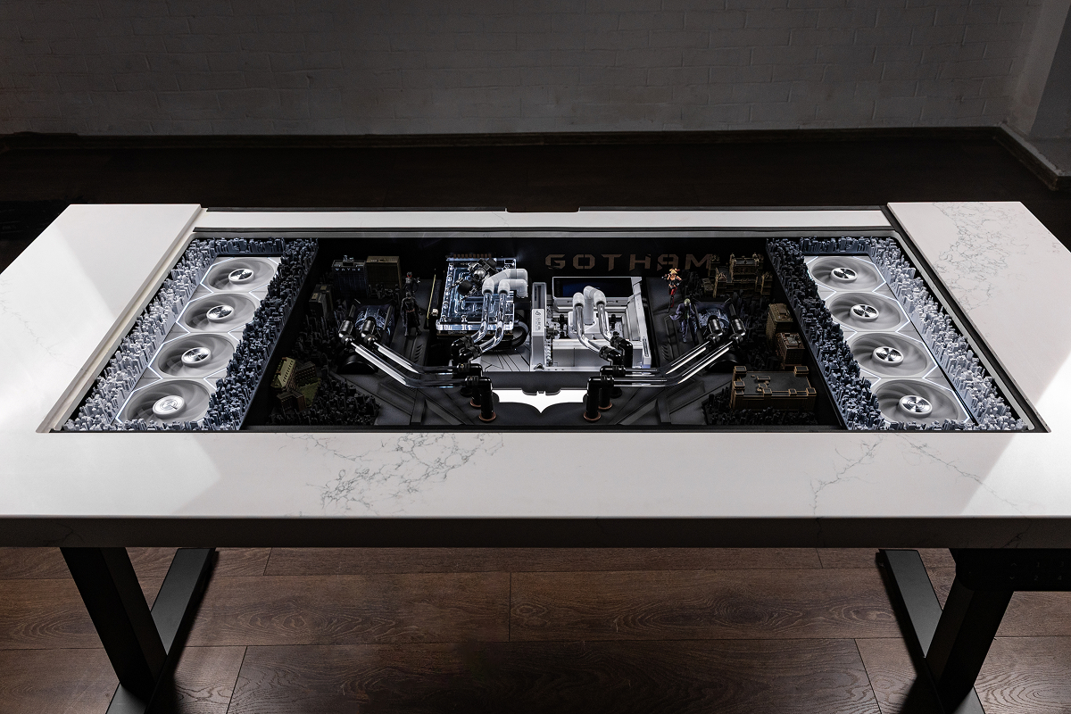 HYPERPC DESK 3.0 x Gotham — PC integrated into a desk