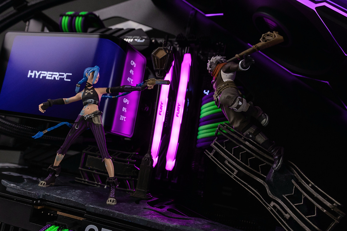 HYPERPC LUMEN x Arcane — Jinx vs Ekko duel diorama