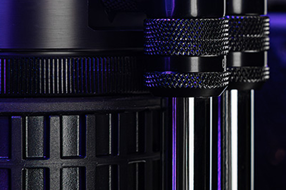 HYPERPC WALL — كمبيوتر الحائط