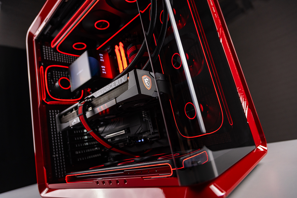Exclusive PC for Max Natcorn
