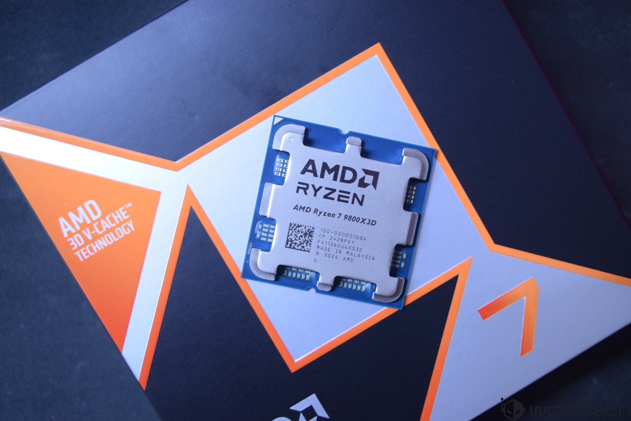 AMD Ryzen 7 9800X3D processor: image 2