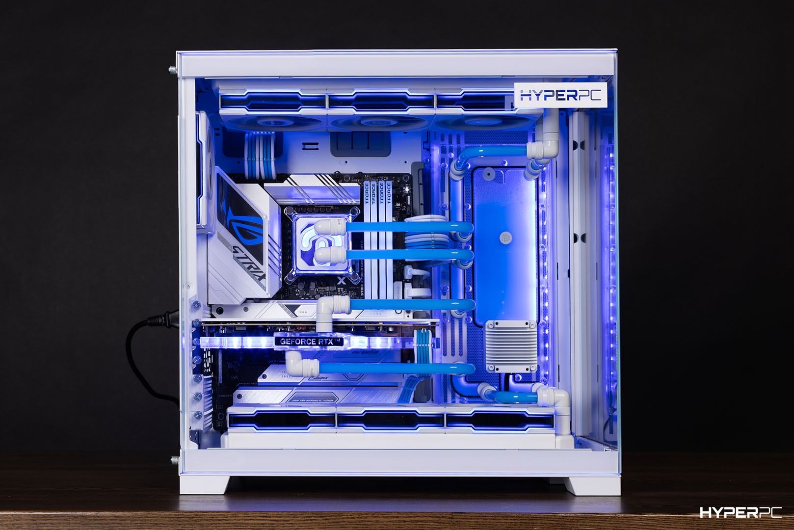 Exclusive custom PC by HYPERPC CONCEPT
