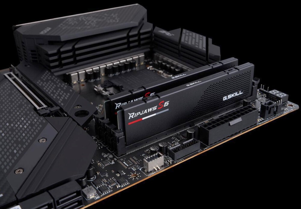 Modern DDR5 memory kit